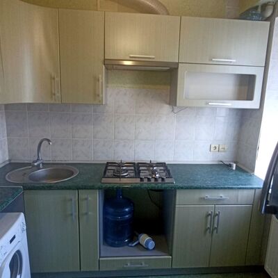 Продажа 	 Харьков,  Героев Харькова (Московский) пр.   210/2