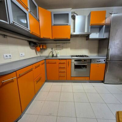 Продажа 	 Харків,  Соборності України (Дружби Народів) вул.   267