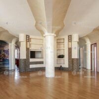 Продаж квартири Харків, Наукова, 203м²