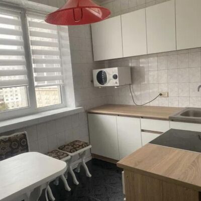 Продажа 	 Харків,  Соборності України (Дружби Народів) вул.   218