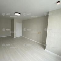 Продаж квартири Харків, ХТЗ, Рогань, 43м²