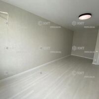Продаж квартири Харків, ХТЗ, Рогань, 43м²