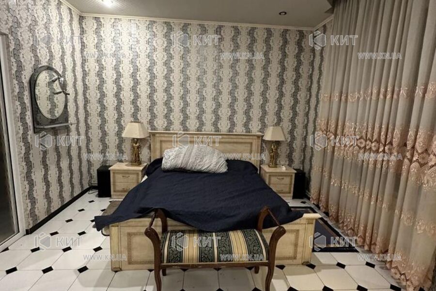 Продаж квартири Харків, Наукова, 130м²