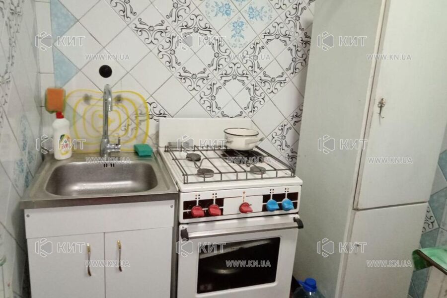 Продаж квартири Харків, ХТЗ, Рогань, 46м²
