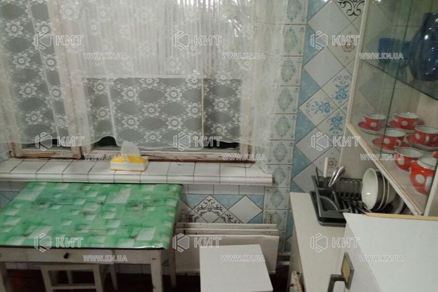 Продаж квартири Харків, ХТЗ, Рогань, 46м²