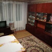 Продаж квартири Харків, ХТЗ, Рогань, 46м²