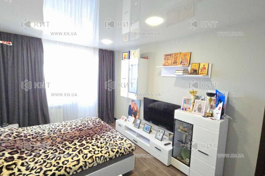 Продажа квартиры Харьков, ХТЗ, Рогань, 69м²