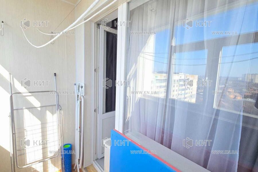 Продажа квартиры Харьков, ХТЗ, Рогань, 69м²