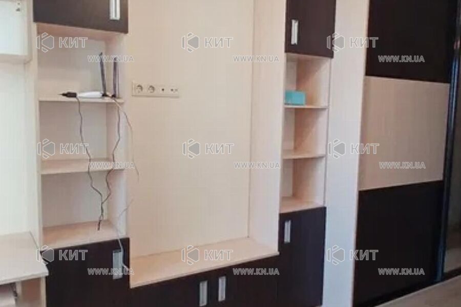 Продаж квартири Харків, Салтівка(Бараб.,Україна), 20м²