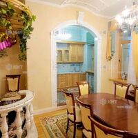 Продаж квартири Харків, Центр, 195м²