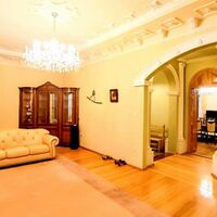 Продаж квартири Харків, Центр, 195м²