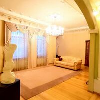 Продаж квартири Харків, Центр, 195м²