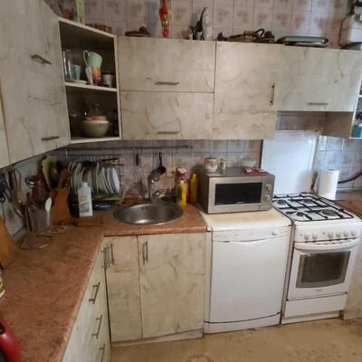 Продажа 	 Харків,  Науки (Леніна) пр.   31