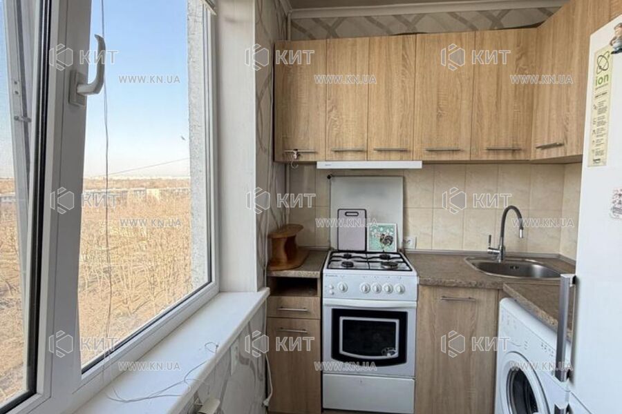 Продаж квартири Харків, ХТЗ, Рогань, 33м²
