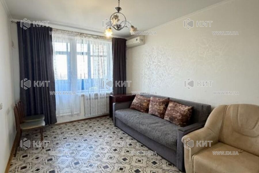 Продаж квартири Харків, ХТЗ, Рогань, 33м²
