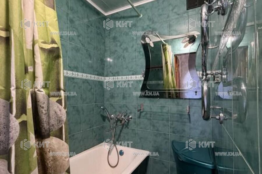 Продаж квартири Харків, ХТЗ, Рогань, 33м²