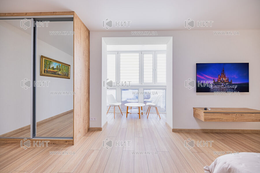 Продажа квартиры Харьков, Салтовка(Г.Труда,Студ.), 98м²