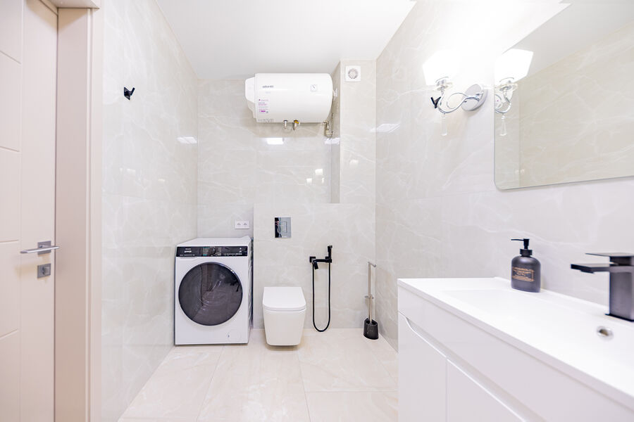 Продажа квартиры Харьков, Салтовка(Г.Труда,Студ.), 98м²