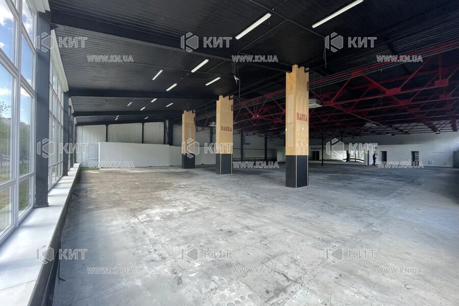 Aренда магазина Киев, Харьковский массив, 1700м²