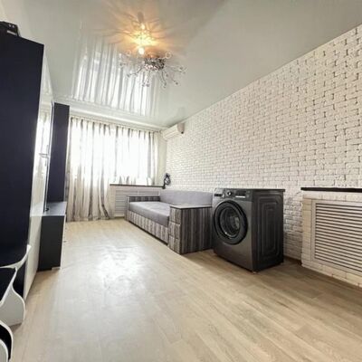 Продажа 	 Харьков,  Каденюка (Танкопия) ул.   8А