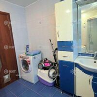 Продаж квартири Харків, ХТЗ, Рогань, 66м²