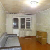 Продаж квартири Харків, ХТЗ, Рогань, 46м²