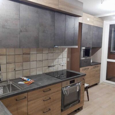 Продажа 	 Харьков, Радужный Льва Ландау (50-летия СССР) пр.   52Л