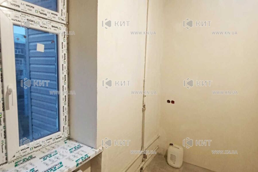 Продаж квартири Харків, ХТЗ, Рогань, 32м²