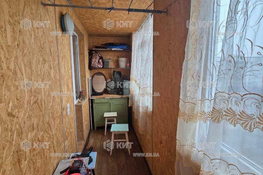 Продаж квартири Харків, ХТЗ, Рогань, 54м²
