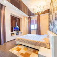 Продаж квартири Харків, Наукова, 135м²