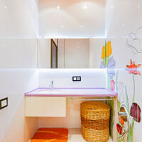 Продаж квартири Харків, Наукова, 135м²