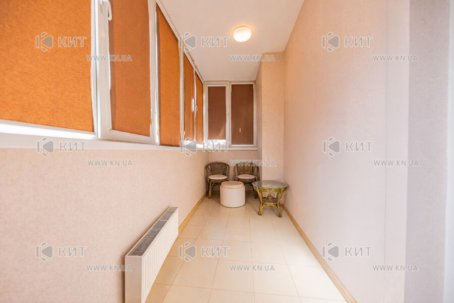 Продаж квартири Харків, Наукова, 135м²