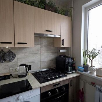 Продаж квартир - Харків,  Валентинівьска (Блюхера) вул.  24Б