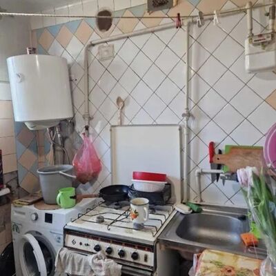 Продажа 	 Харьков,  Аэрокосмический (Гагарина) пр.   246