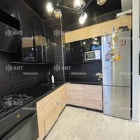 Продаж квартири Харків, Наукова, 100м²