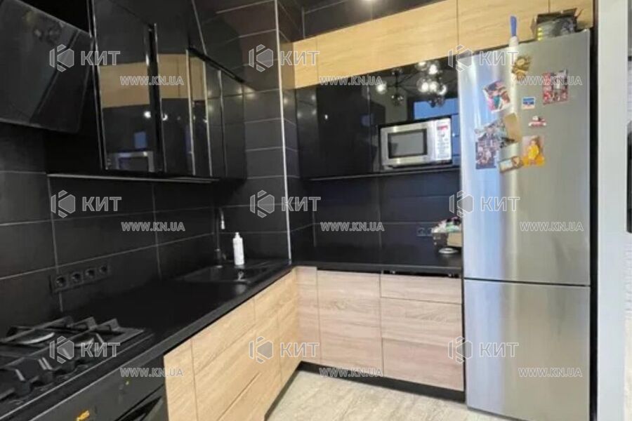 Продаж квартири Харків, Наукова, 100м²