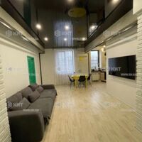 Продаж квартири Харків, Наукова, 100м²