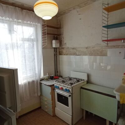 Продажа 	 Харків,  Олександрівський (Косіора) пр.   105