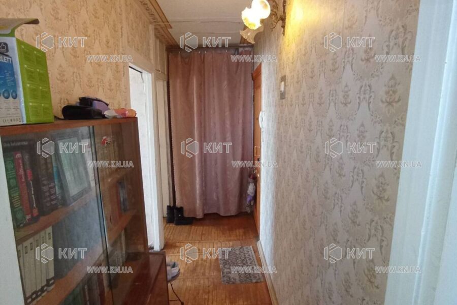 Продаж квартири Харків, ХТЗ, Рогань, 43м²