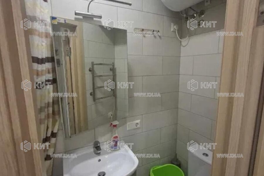 Продаж квартири Харків, Салтівка(Бараб.,Україна), 20м²