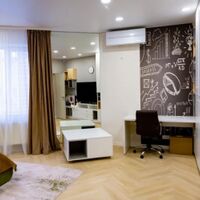 Продажа квартиры Харьков, Научная, 135м²