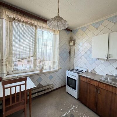 Продажа 	 Харьков,  Непокорённых (Героев Труда) ул.   17