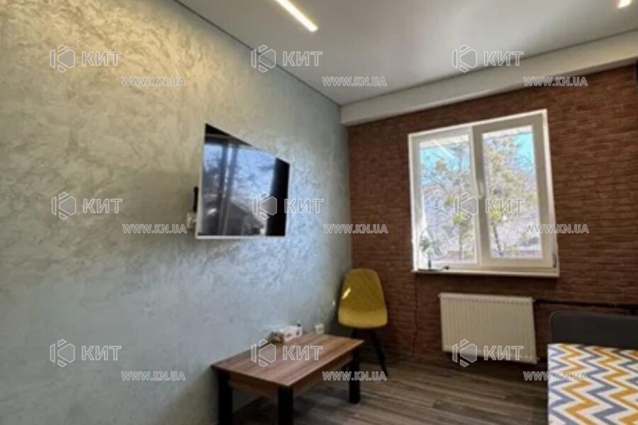 Продажа квартиры Харьков, ХТЗ, Рогань, 15.7м²