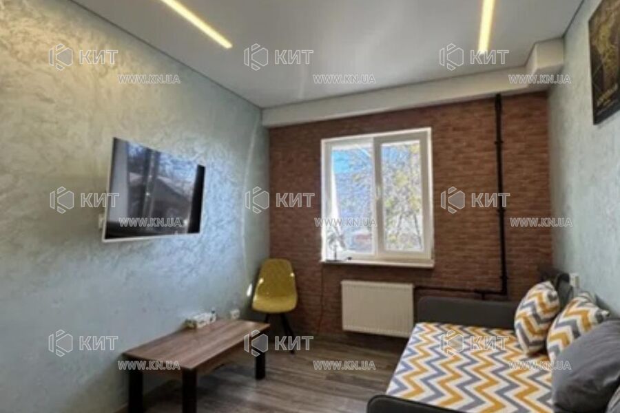 Продажа квартиры Харьков, ХТЗ, Рогань, 15.7м²