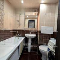 Продаж квартири Харків, ХТЗ, Рогань, 33м²