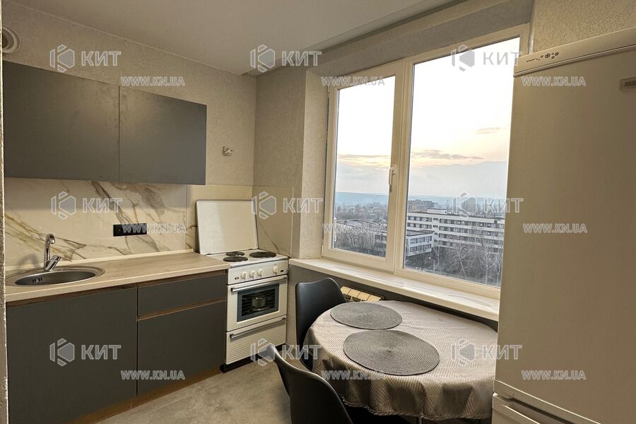 Продаж квартири Харків, Олексіївка, 45м²