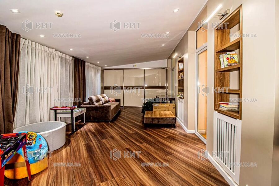 Продаж квартири Харків, Центр, 160м²