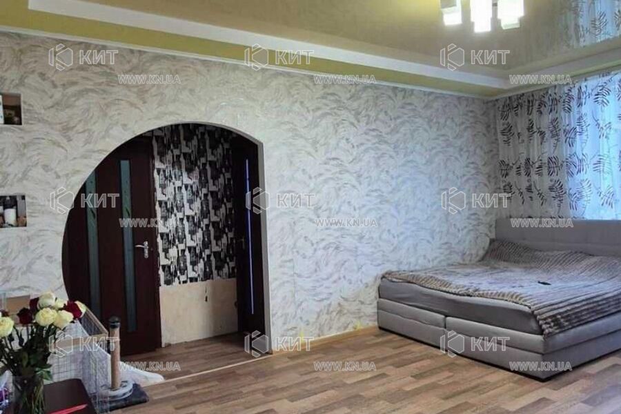 Продаж квартири Харків, ХТЗ, Рогань, 57м²