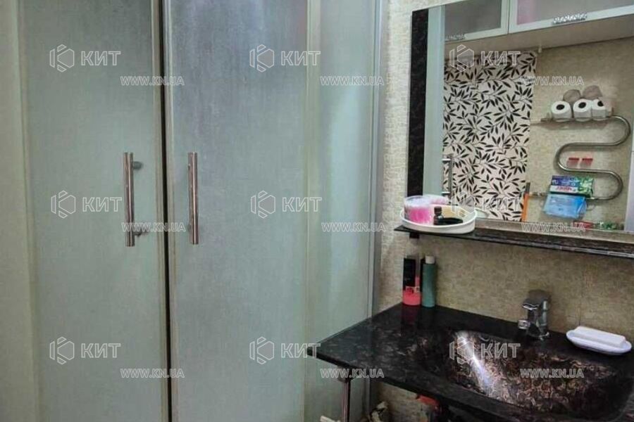 Продаж квартири Харків, ХТЗ, Рогань, 57м²