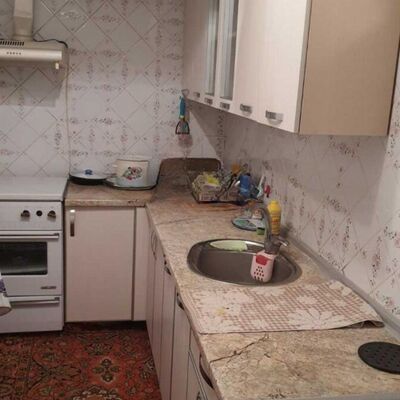 Продажа 	 Харків,  Аерокосмічний (Гагаріна) пр.   56